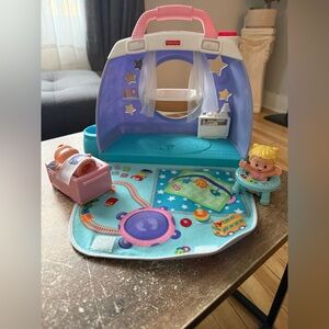 FISHER PRICE | little people nursery